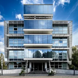 Diamond Capsule Amsterdam South Otel